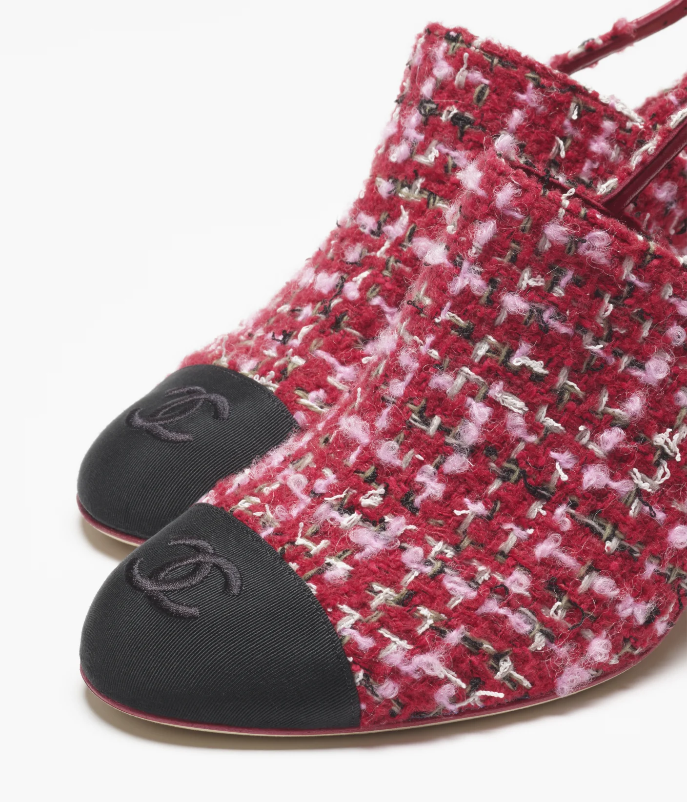 Chanel Fall-Winter 2025/26 Slingbacks - Image 2